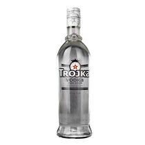 Vodka Trojka Pure Grain