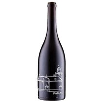 Famos Pinot Noir